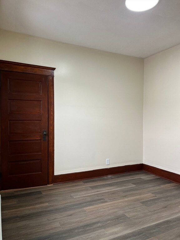 Building Photo - 209 Pilgrim Ave