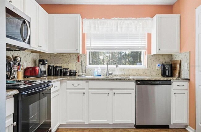 Building Photo - 96 Ullian Trail