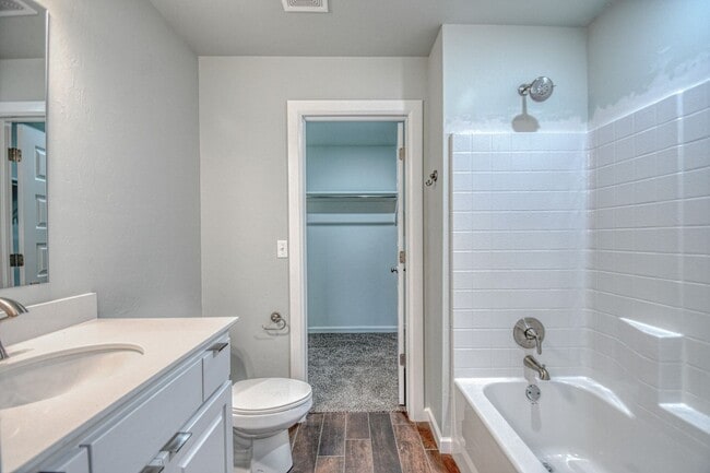 Building Photo - New Construction in Varenna Landing! Storm shelter and lawn care included!