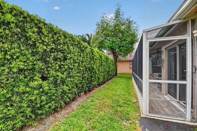 Building Photo - 208 Caribe Ct