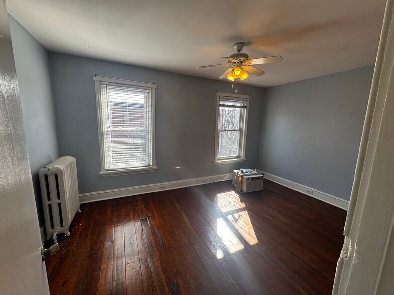 3rd Fl bedroom - 1518 S 13th St