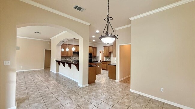 Building Photo - 16212 Double Eagle Dr