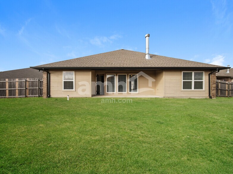 Building Photo - 14620 Harli Ln