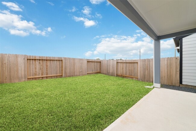 Building Photo - 3530 Blue Mockingbird St