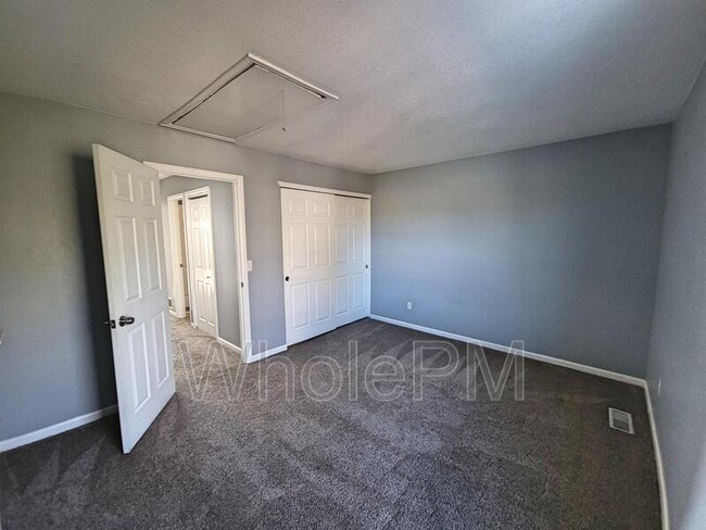 Building Photo - 10922 Bayfield Way
