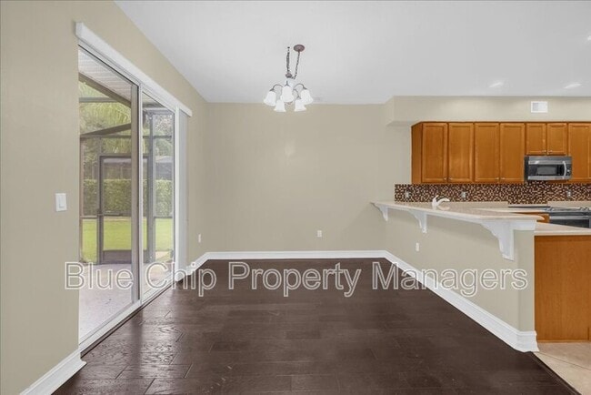 Building Photo - 5864 Lake Melrose Dr