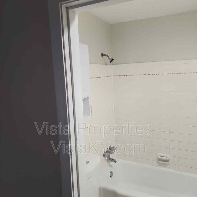 Building Photo - 4012 Southern Pkwy