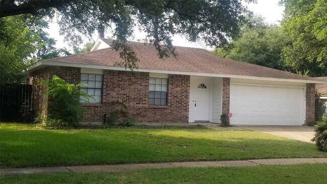 Primary Photo - 3811 Cypressdale Dr