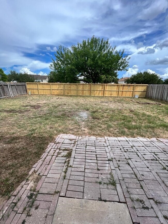 Building Photo - 3302 Coldwater Canyon Ln