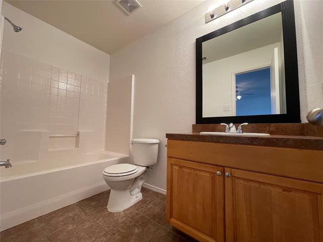 Building Photo - 8426 Jay St