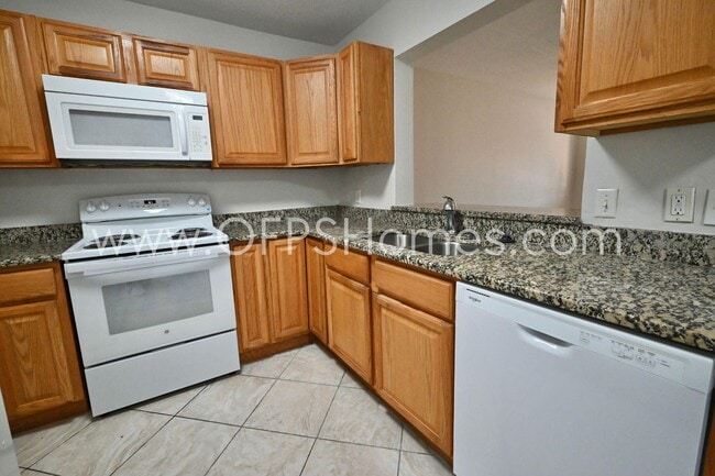 Building Photo - 710 Legion Dr