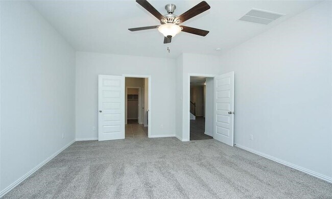 Building Photo - 7124 Elgin St