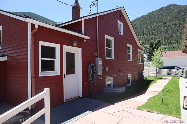Building Photo - 608 Fifth St