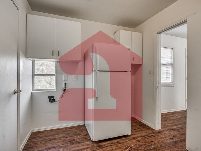 Building Photo - 2017 Downing St