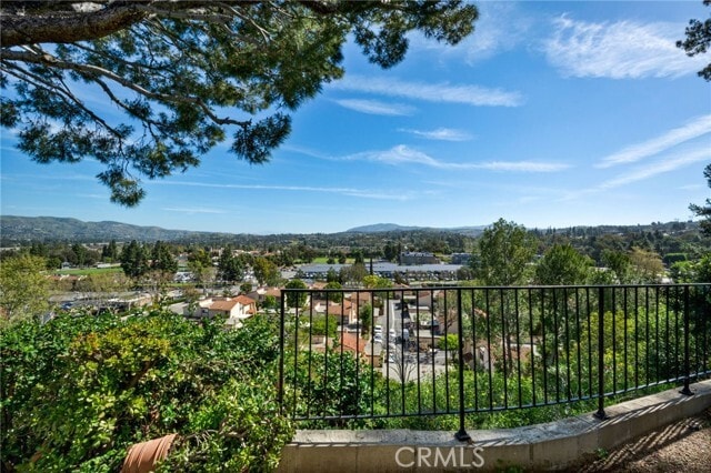 Building Photo - 5540 E Vista Del Este