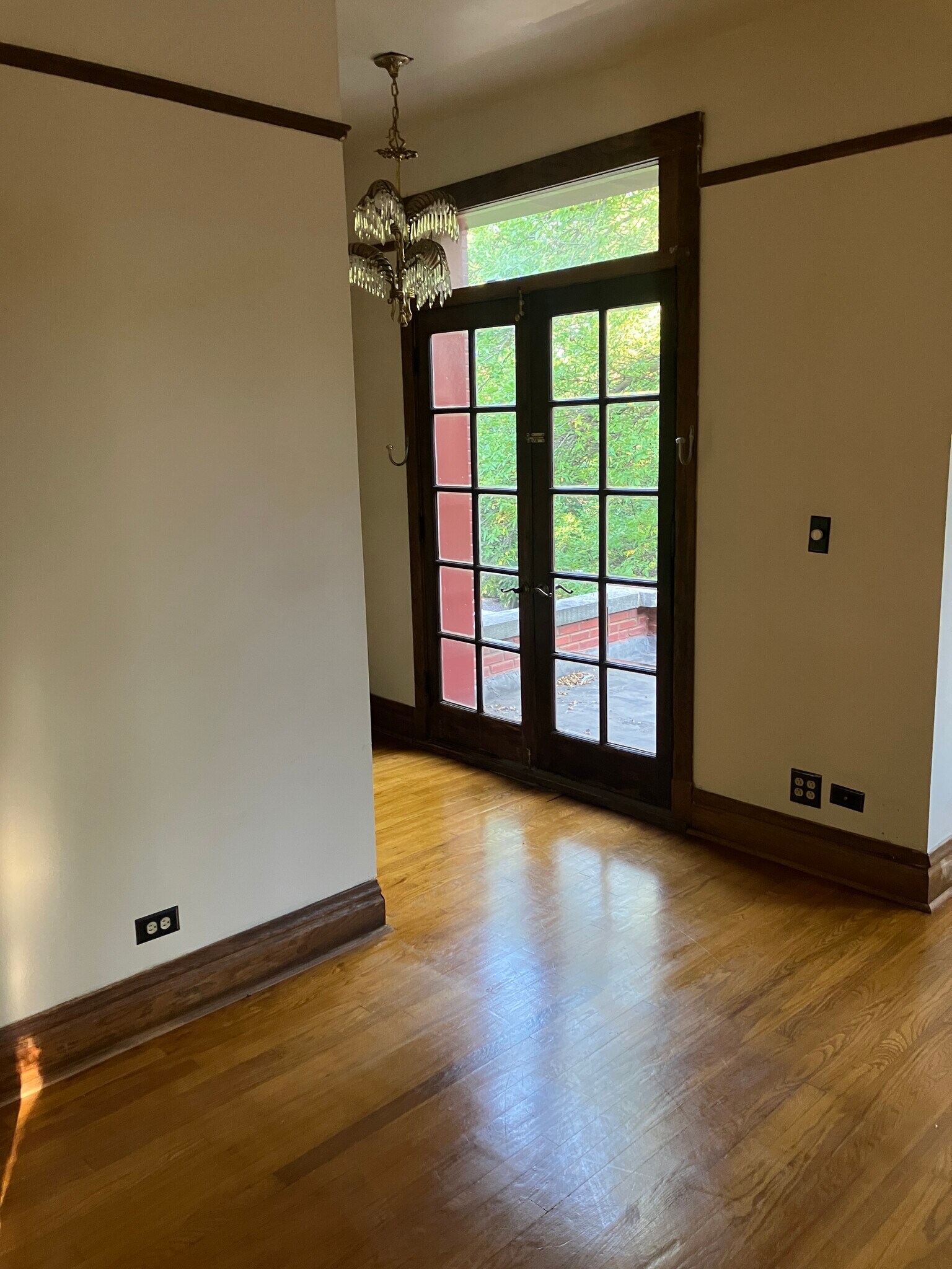 Building Photo - 2201 W Cortez St