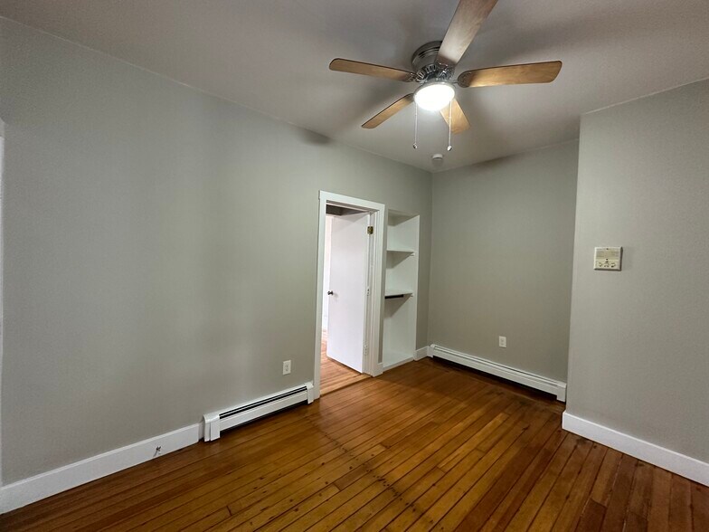 Building Photo - 73 Division St