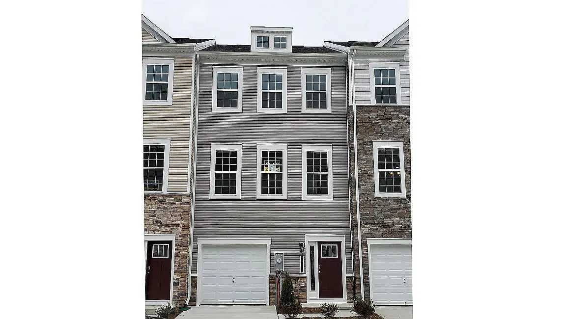 Building Photo - 1742 Red Fox Trl