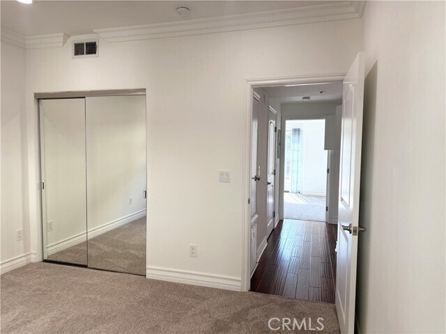 Building Photo - 12045 Hoffman St