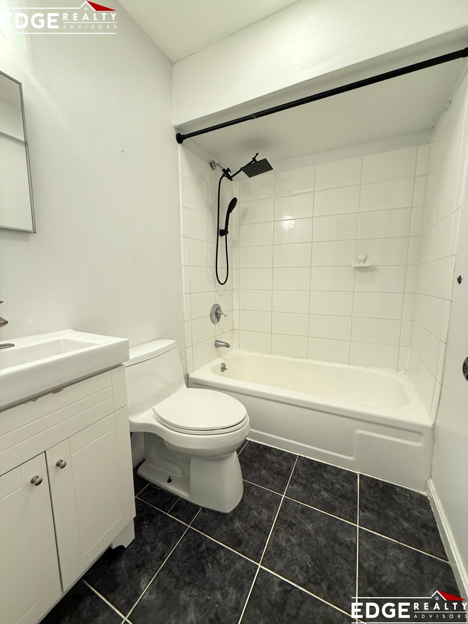 Building Photo - 39 South St