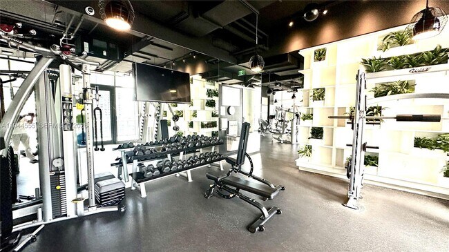 Building Photo - 55 SW 9th St