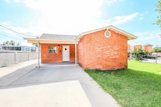 Building Photo - 2610 Springfield Ave