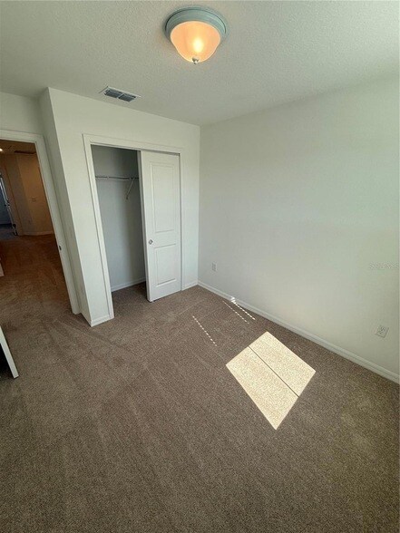 Building Photo - 4609 Orchard View Aly