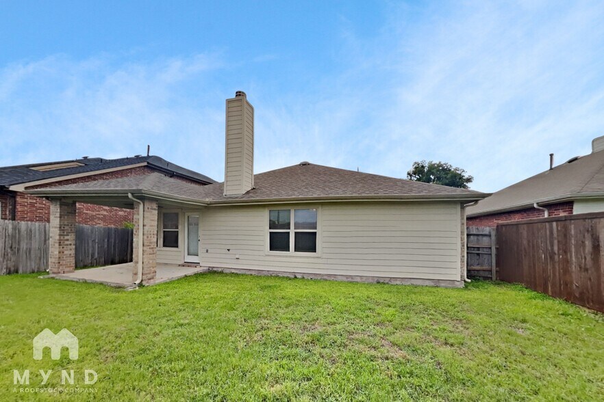 Building Photo - 1825 Shoebill Dr