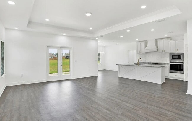Building Photo - 30872 Semper Dr