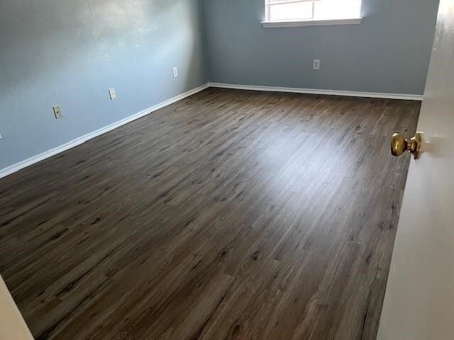 Building Photo - 2063 Greencrest Dr