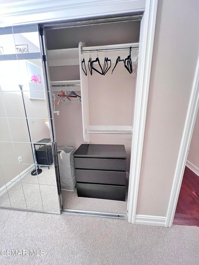 Building Photo - 14242 Burbank Blvd