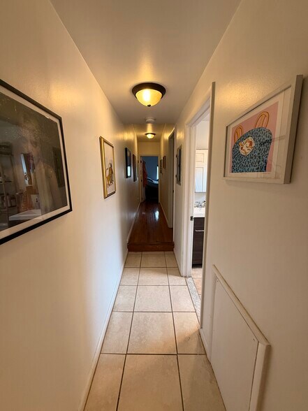Building Photo - 155 W Girard Ave
