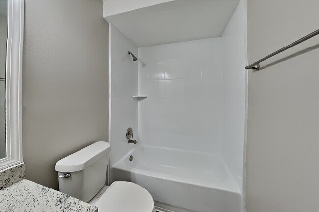 Building Photo - 4614 Bridgestone Path Dr
