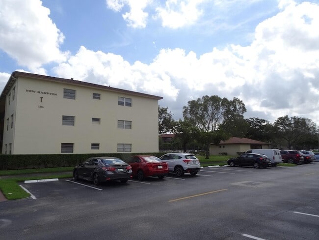 Building Photo - 151 SW 135th Terrace
