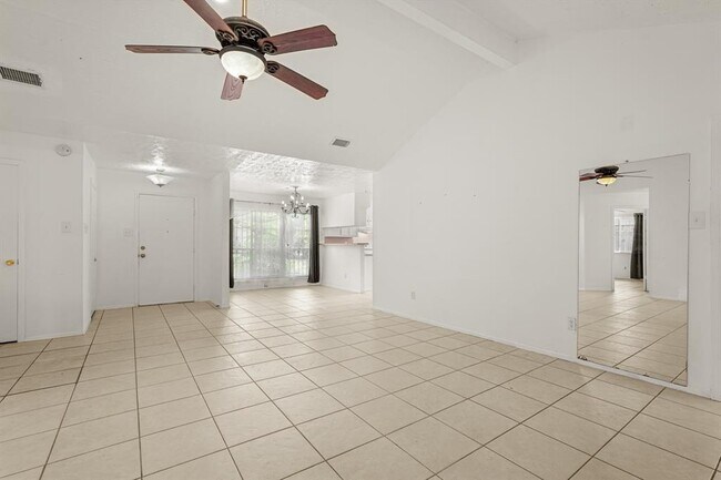 Building Photo - 4718 Misty Shadows Dr