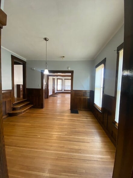 Dining Room - 426 E Maumee St