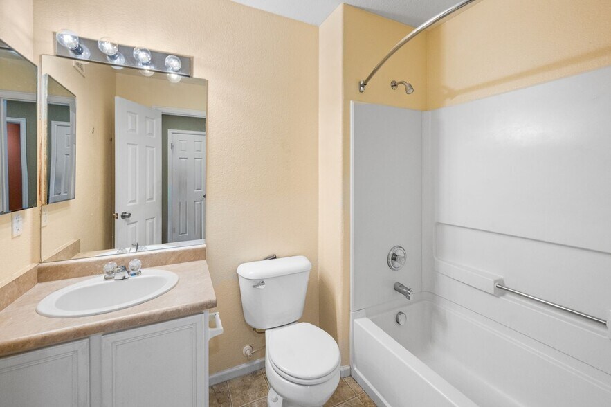 Building Photo - 6191 Sierra Grande Point