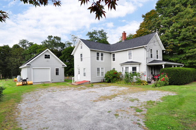 Building Photo - 22 Highland Ave