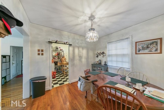Building Photo - 72 Delmont Dr NE