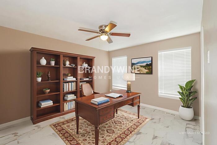 Building Photo - 13707 Bennington Ave