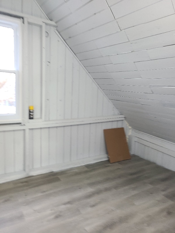 Building Photo - 2913 N Elston Ave