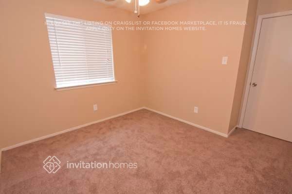 Building Photo - 7319 Echo Pines Dr