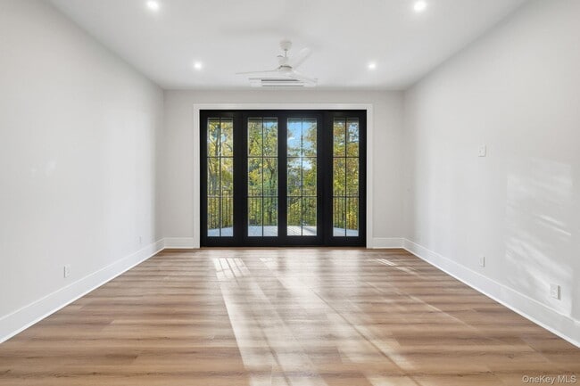 Building Photo - 34 Clinton Ave