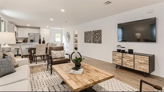Building Photo - 1218 Millers Pass Dr