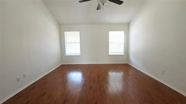 Building Photo - 2244 Chapman Dr