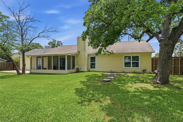 Building Photo - 103 Seminole Dr