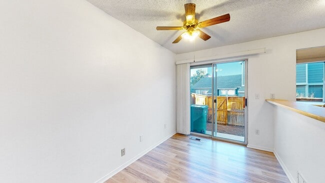 Building Photo - Beautiful Two Bedroom Townhome In Incredible Location!