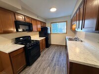 Building Photo - Cozy 2 Bedroom, 1 Bath Apartment with Patio - Welcome Home!