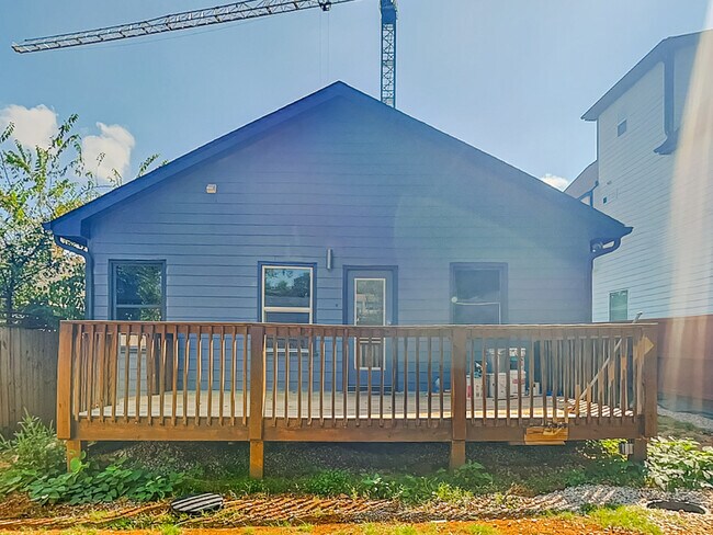 Building Photo - 304 Sciple Terrace NW