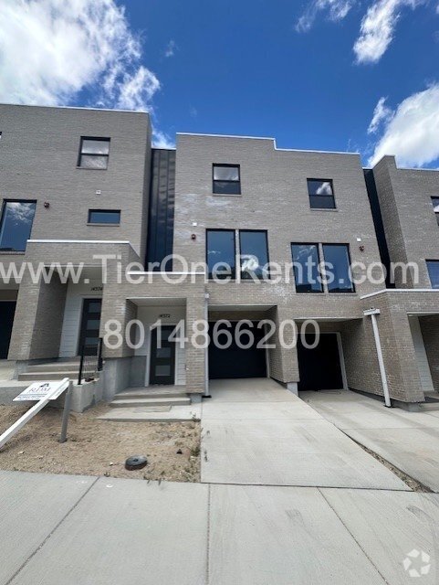 Building Photo - This property offers a NO DEPOSIT option a...